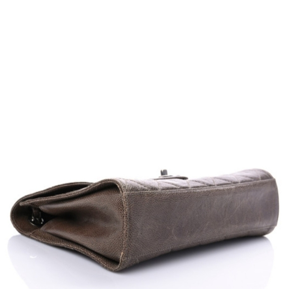 authentic CHANEL Crumpled Grained Calfskin Medium CC Crave Flap Brown - Picture 4 of 9